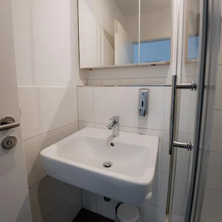 Come4stay - Holzheim I Modern I Wlan I Kueche I Parkplatz I Smarttv Mit Netflix Apartamento *