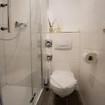 Come4stay - Holzheim I Modern I Wlan I Küche I Parkplatz I Smarttv Mit Netflix