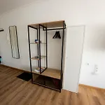Come4stay - Holzheim I Modern I Wlan I Küche I Parkplatz I Smarttv Mit Netflix * Passau
