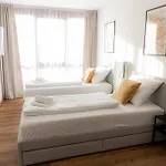 Come4stay - Holzheim I Modern I Wlan I Küche I Parkplatz I Smarttv Mit Netflix *