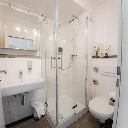 Come4stay - Holzheim I Modern I Wlan I Kueche I Parkplatz I Smarttv Mit Netflix Apartament *