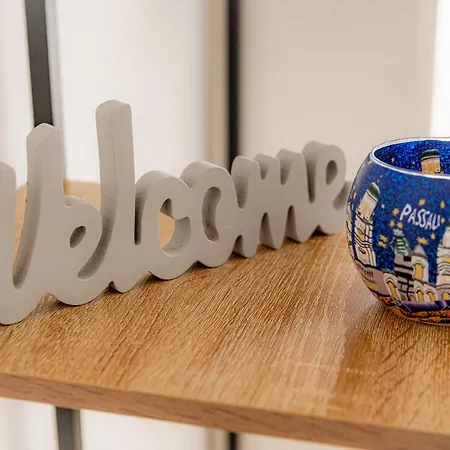 Come4stay - Holzheim I Modern I Wlan I Kueche I Parkplatz I Smarttv Mit Netflix *