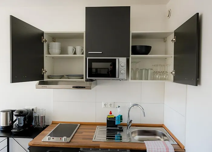 Appartement Come4stay - Holzheim I Modern I Wlan I Kueche I Parkplatz I Smarttv Mit Netflix