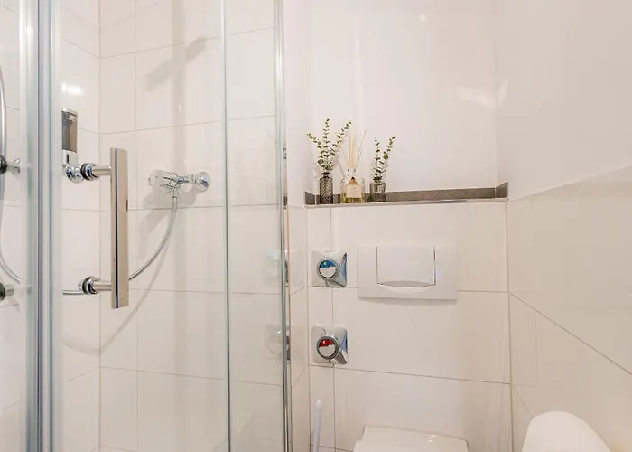 Come4stay - Holzheim I Modern I Wlan I Kueche I Parkplatz I Smarttv Mit Netflix * Passau